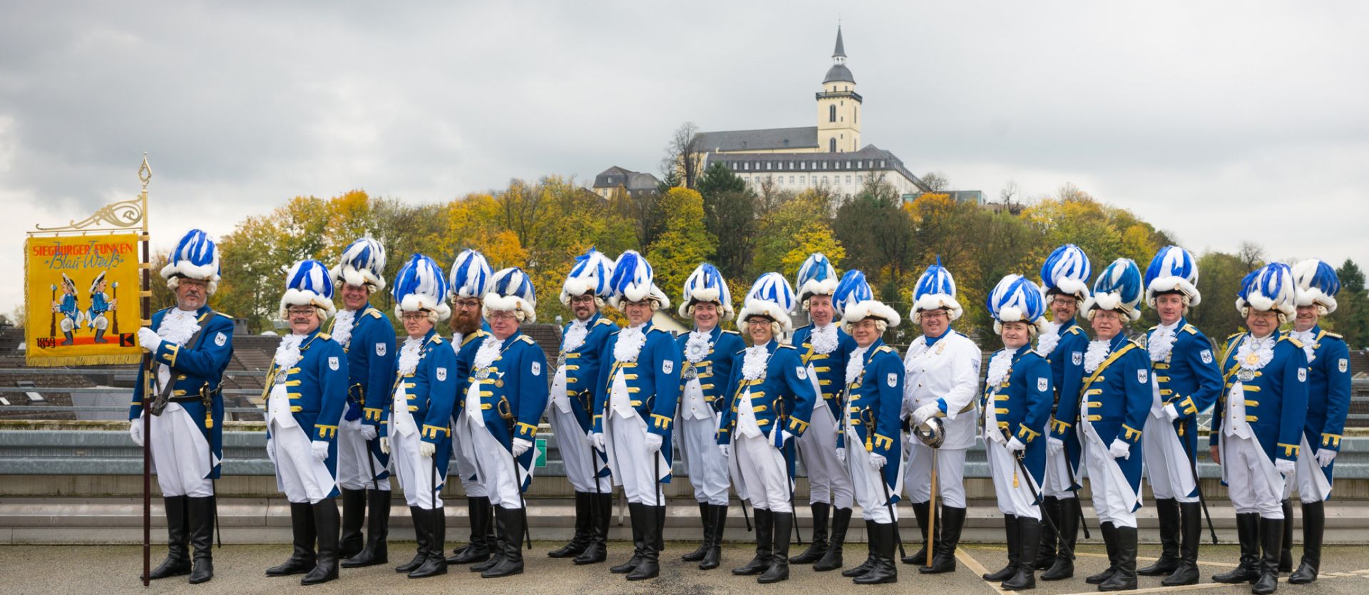 Offiziere Gruppenbild - Siegburger Funken "Blau-Weiss" von 1859 e.V.